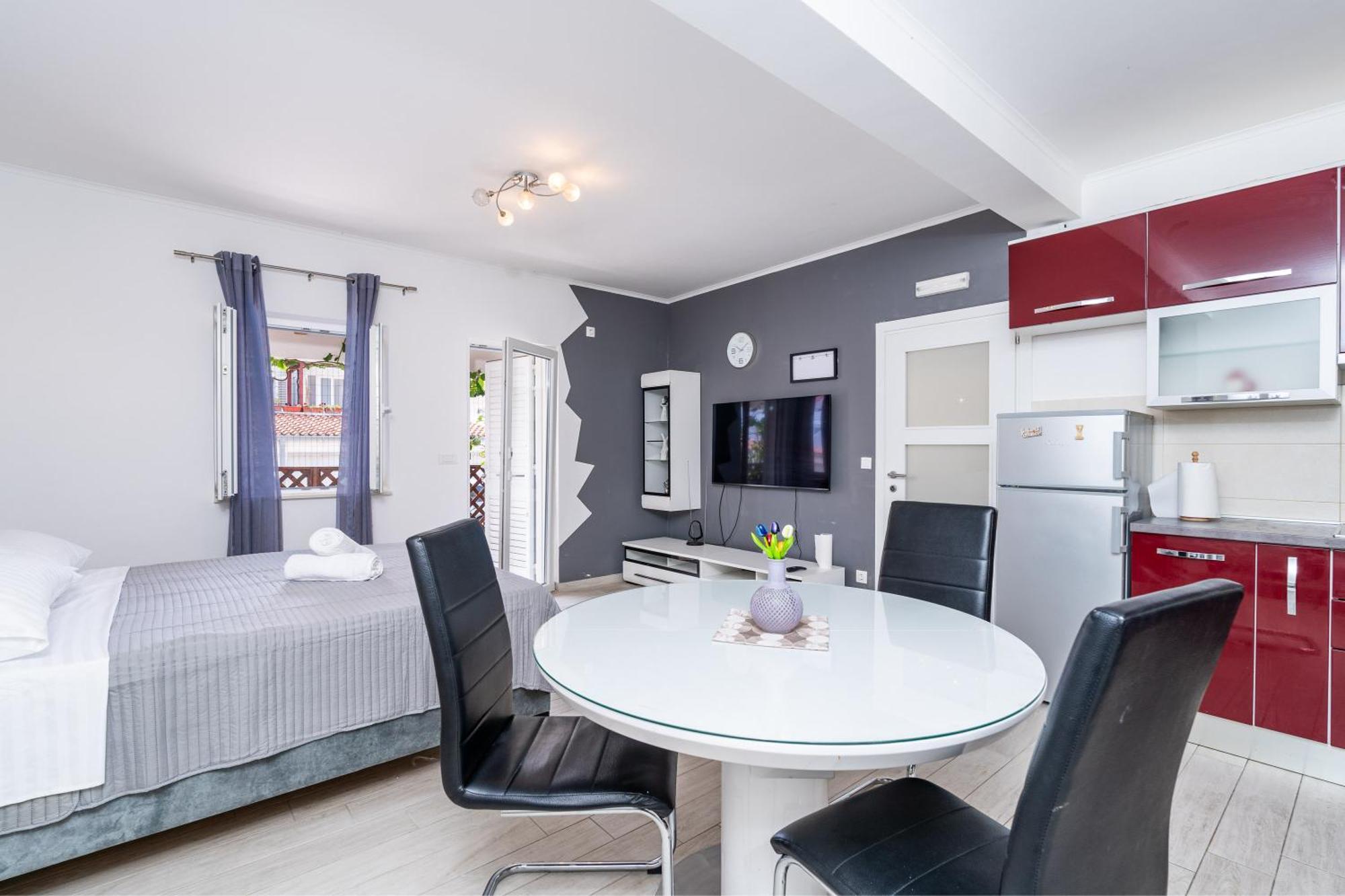 Feather Studio Apartment - Free Private Parking - Self Check-In Ragusa Esterno foto